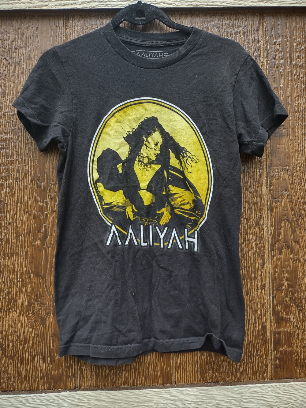 Ripple Junction Aaliyah Graphic Tee Size S